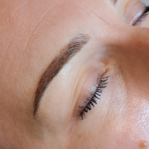 Browstyling Powder Brows Browmapping Studio Marifique voor en na permanente makeup